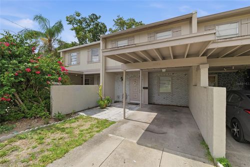 5104 Tennis Court Cir, TAMPA, FL, 33617-4718 | Card Image