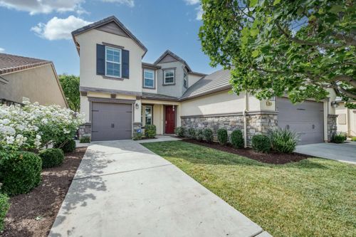 1813 N Paddington Ln, Clovis, CA, 93619-0502 | Card Image