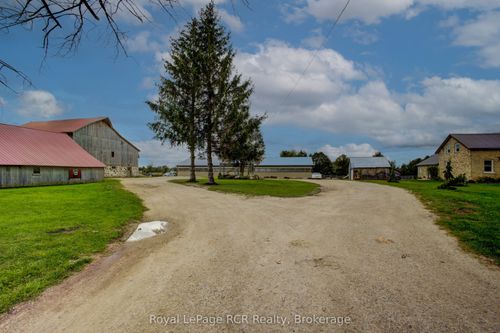 213526 Baseline Rd, West Grey, ON, N0G2M0 | Card Image