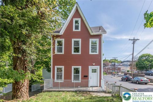 61 N Locust Street, EASTON, PA, 18042 | Card Image