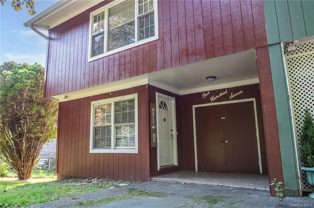 Forest Glen Ct, Nanuet, NY 10954