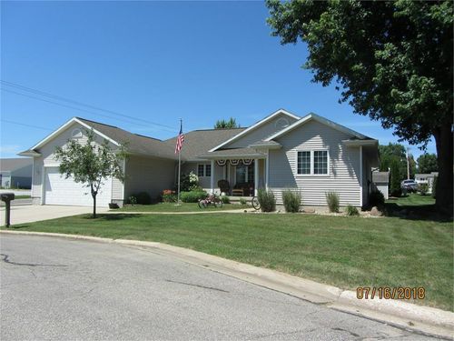 1525 Cantebury Circle, Grundy Center, IA, 50638 | Card Image