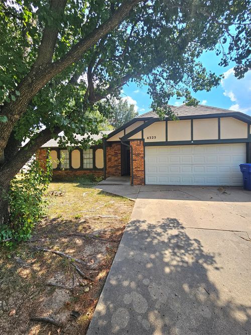 4325 Reno St, Broken Arrow, OK, 74012-1372 | Card Image