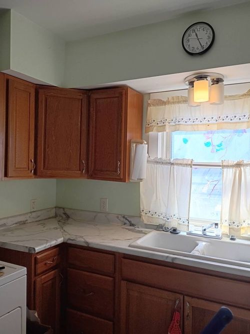 217 12th St, East Moline, IL, 61244-1518 | Card Image