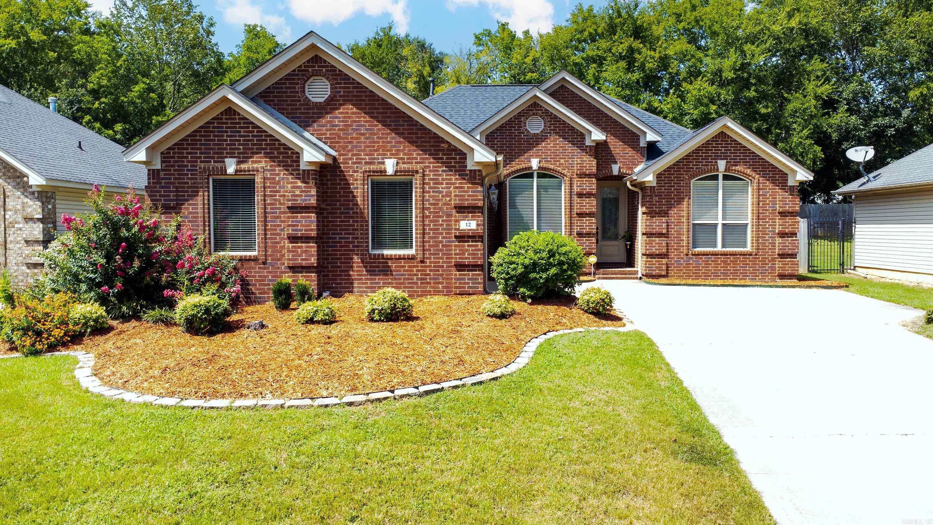 Crystalwood Dr, Little Rock, AR 72210
