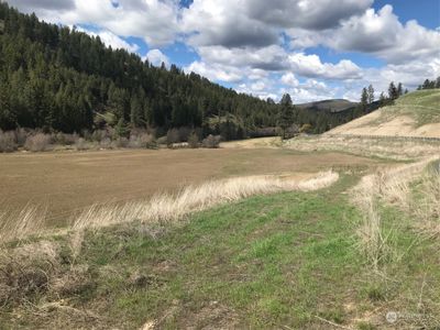 Approximately 35 acres of tilled hay ground. Access off of Hawk Creek road near the bridge with all new gates installed. | Image 3