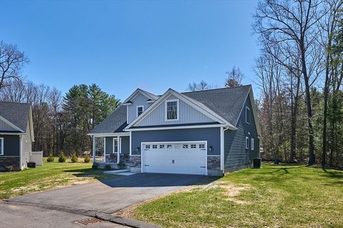 16-16 Steplar Xing, Easthampton, MA, 01027-4401 | Card Image