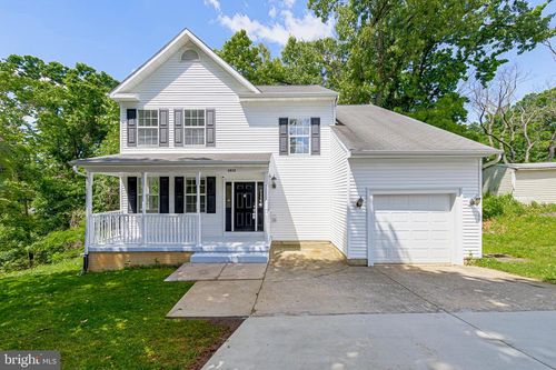 2032 S Langley St, ARLINGTON, VA, 22204-5327 | Card Image
