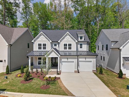 2802 Pathway Dr, Chapel Hill, NC, 27516-4708 | Card Image