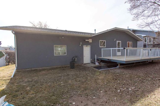 13 Bruns Crescent, Home with 5 bedrooms, 4 bathrooms and 4 parking in Lacombe AB | Image 35
