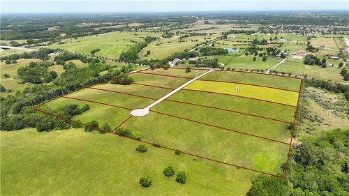 10787 Ewing Ave, Kansas City, MO, 64134-2726 | Card Image