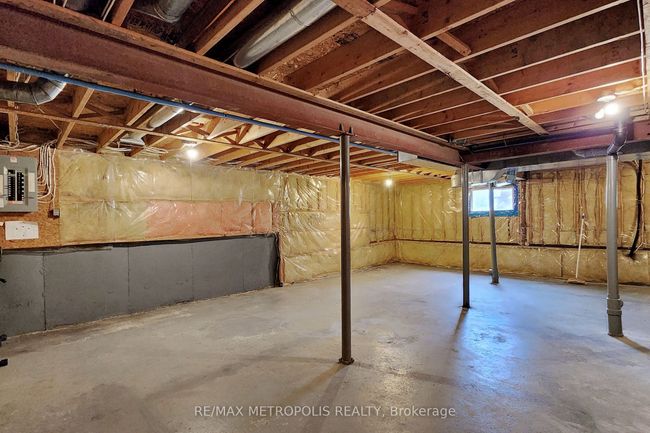 11 Noake Cres, House other with 3 bedrooms, 3 bathrooms and 4 parking in Ajax ON | Image 34