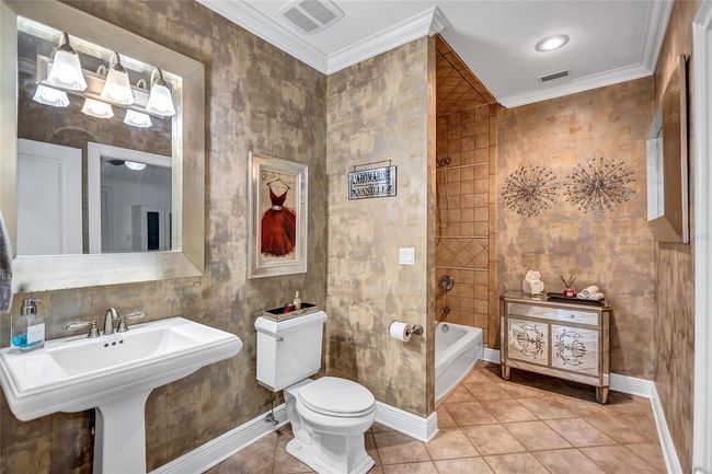 Guest Bath | Image 37