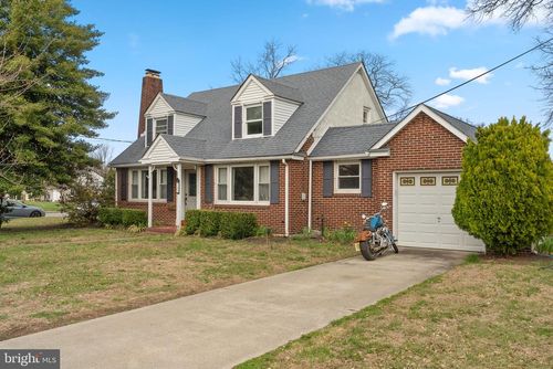 300 Lilac Ln, Delanco, NJ, 08075-4826 | Card Image