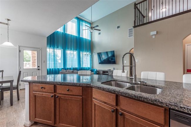 1834 Alyssa Way, House other with 4 bedrooms, 4 bathrooms and 2 parking in Alvin TX | Image 9