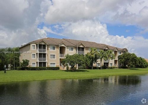 apt-107-8965 Okeechobee Blvd, West Palm Beach, FL, 33411-5132 | Card Image
