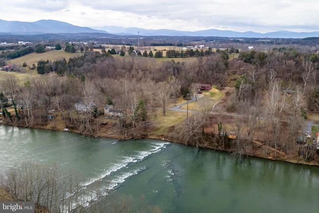 400 N Fork River Rd, House other with 3 bedrooms, 3 bathrooms and null parking in Shenandoah VA | Image 29