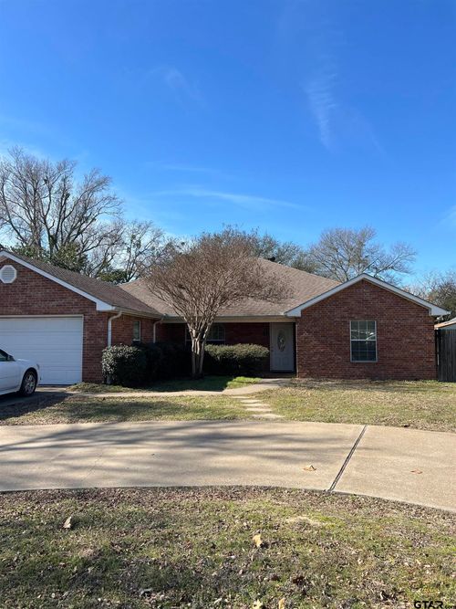 311 Baker St, Lindale, TX, 75771-6287 | Card Image