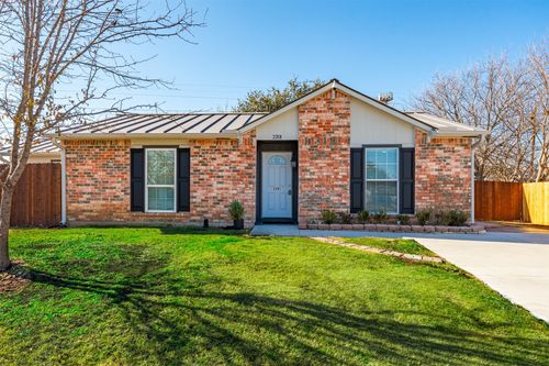 2201 Wildbriar Drive, Arlington, TX, 76014 | Card Image