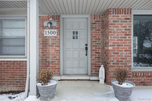1500 N Franklin St, Dearborn, MI, 48128-1026 | Card Image