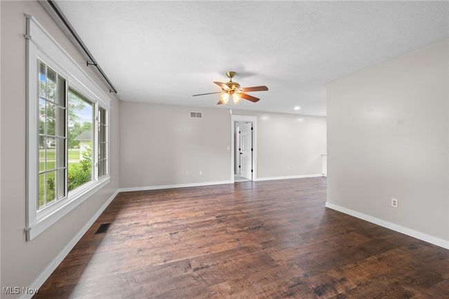 14294 Lagrange Rd, House other with 3 bedrooms, 2 bathrooms and null parking in Lagrange OH | Image 4