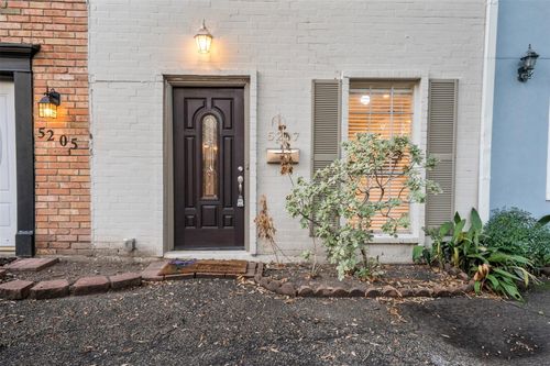 5207 Arboles Dr, Houston, TX, 77035-2803 | Card Image