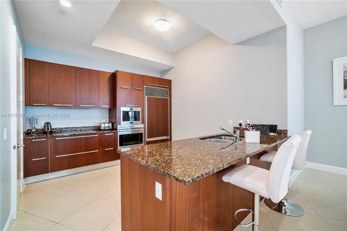 apt-3907-15811 Collins Ave, North Miami Beach, FL, 33160-4039 | Card Image