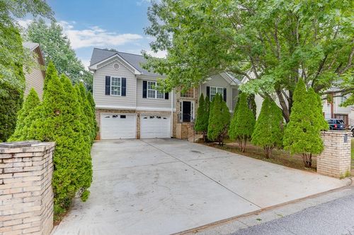 571 Oak Vista Ct, Lawrenceville, GA, 30044-6748 | Card Image