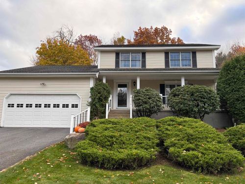 94 Chad Road, Manchester, NH, 03104 | Card Image