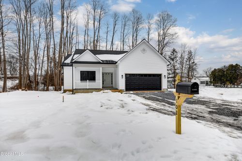 102 Anna Ct, Rotterdam, NY, 12306-1147 | Card Image