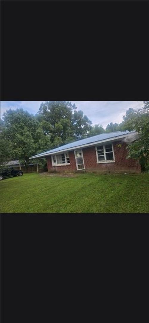 722 Sugar Valley Rd Nw, Calhoun, GA, 30701-9418 | Card Image