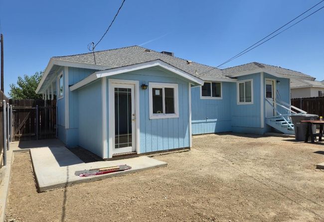 100 E Mariposa St, House other with 3 bedrooms, 0 bathrooms and null parking in Avenal CA | Image 4