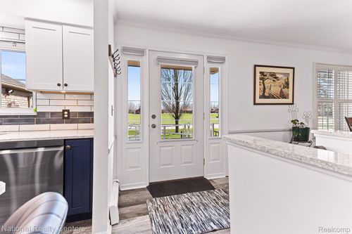 3-11987 Shenandoah Dr, South Lyon, MI, 48178-9166 | Card Image