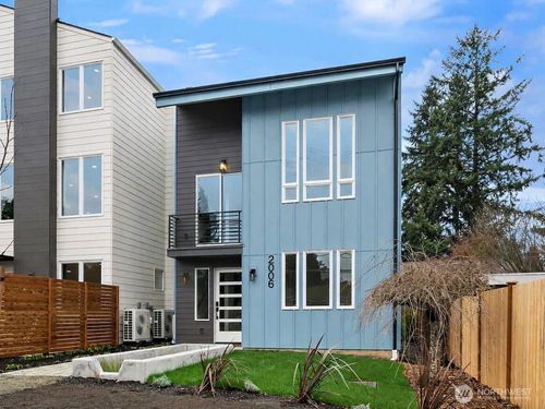 unit-2-2006 Ne 120th St, Seattle, WA, 98125-5231 | Card Image
