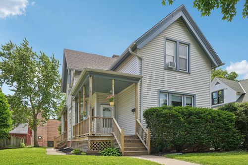637 E Otjen St, Milwaukee, WI, 53207-1680 | Card Image
