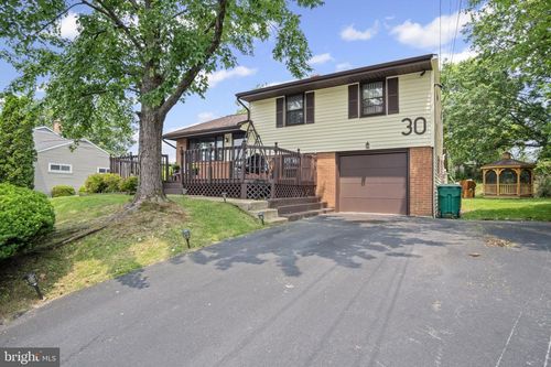 30 Judy Ln, Harrisburg, PA, 17112-1831 | Card Image