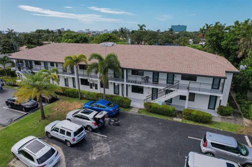 12-2140 Ne 56th St, Fort Lauderdale, FL, 33308-2572 | Card Image