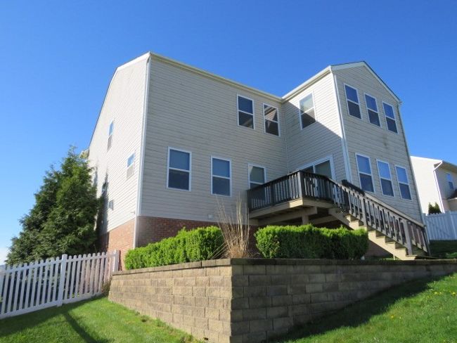 115 Naughton Cir, House other with 4 bedrooms, 5 bathrooms and 3 parking in Evans City PA | Image 8