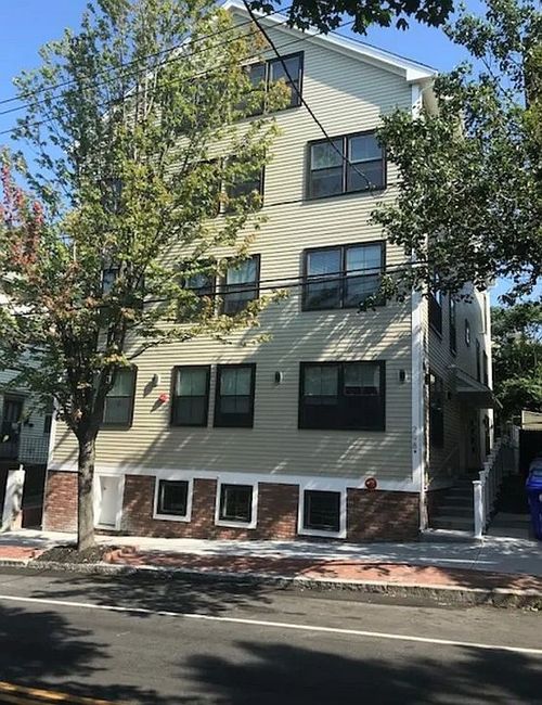5-298 Wickenden St, Providence, RI, 02903-7401 | Card Image