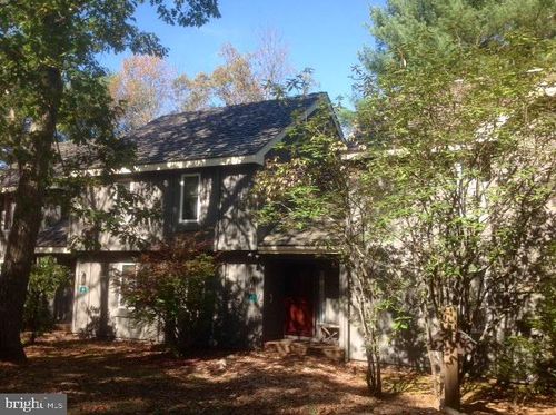 11 Downhill, Lake Harmony, PA, 18624 | Card Image