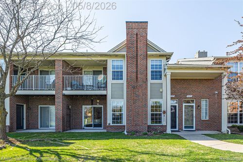 2185 Leighton Dr, Shelby Township, MI, 48317-2793 | Card Image