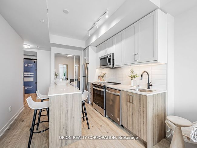 214 - 201 Brock St S, Condo with 1 bedrooms, 2 bathrooms and 1 parking in Whitby ON | Image 17