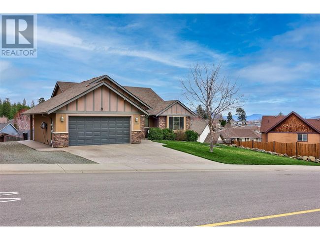 2022 Hugh Allan Dr, House other with 6 bedrooms, 3 bathrooms and 6 parking in Kamloops BC | Image 23