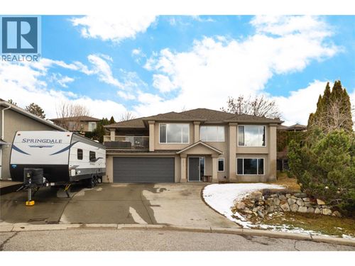 3013 Brindisi Place, Kelowna, BC, V1V2N5 | Card Image