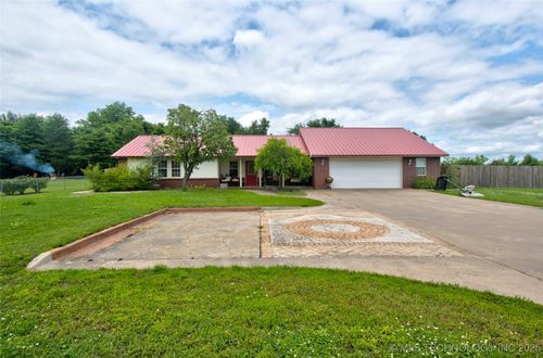 2430 S 31st St E, Muskogee, OK, 74403-8922 | Card Image