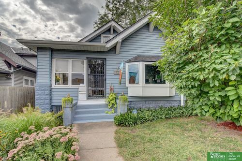 2121 Castelar St, Omaha, NE, 68108-3821 | Card Image