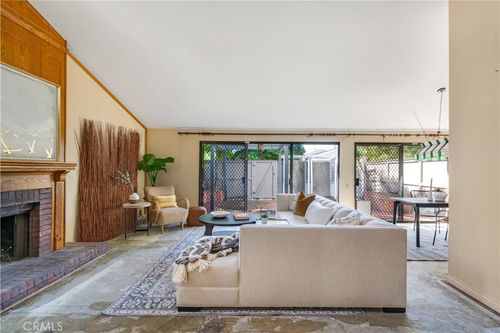 7212 Deep Harbor Dr, Huntington Beach, CA, 92648-3056 | Card Image