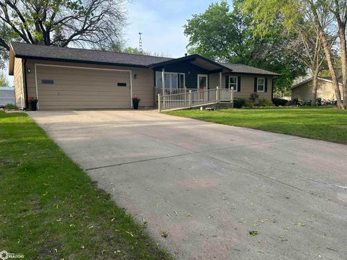 1401 Sw 2nd St, Eagle Grove, IA, 50533-1924 | Card Image