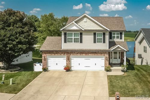 1338 Orchard Lakes Cir, Belleville, IL, 62220-4918 | Card Image