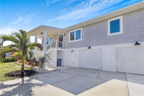 10697 Holly Rd, BOKEELIA, FL, 33922-3127 | Card Image